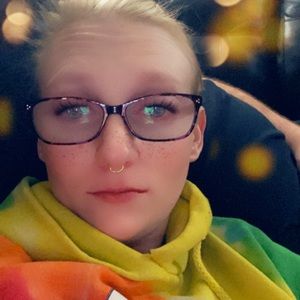 Meet your Posher, Kathryn